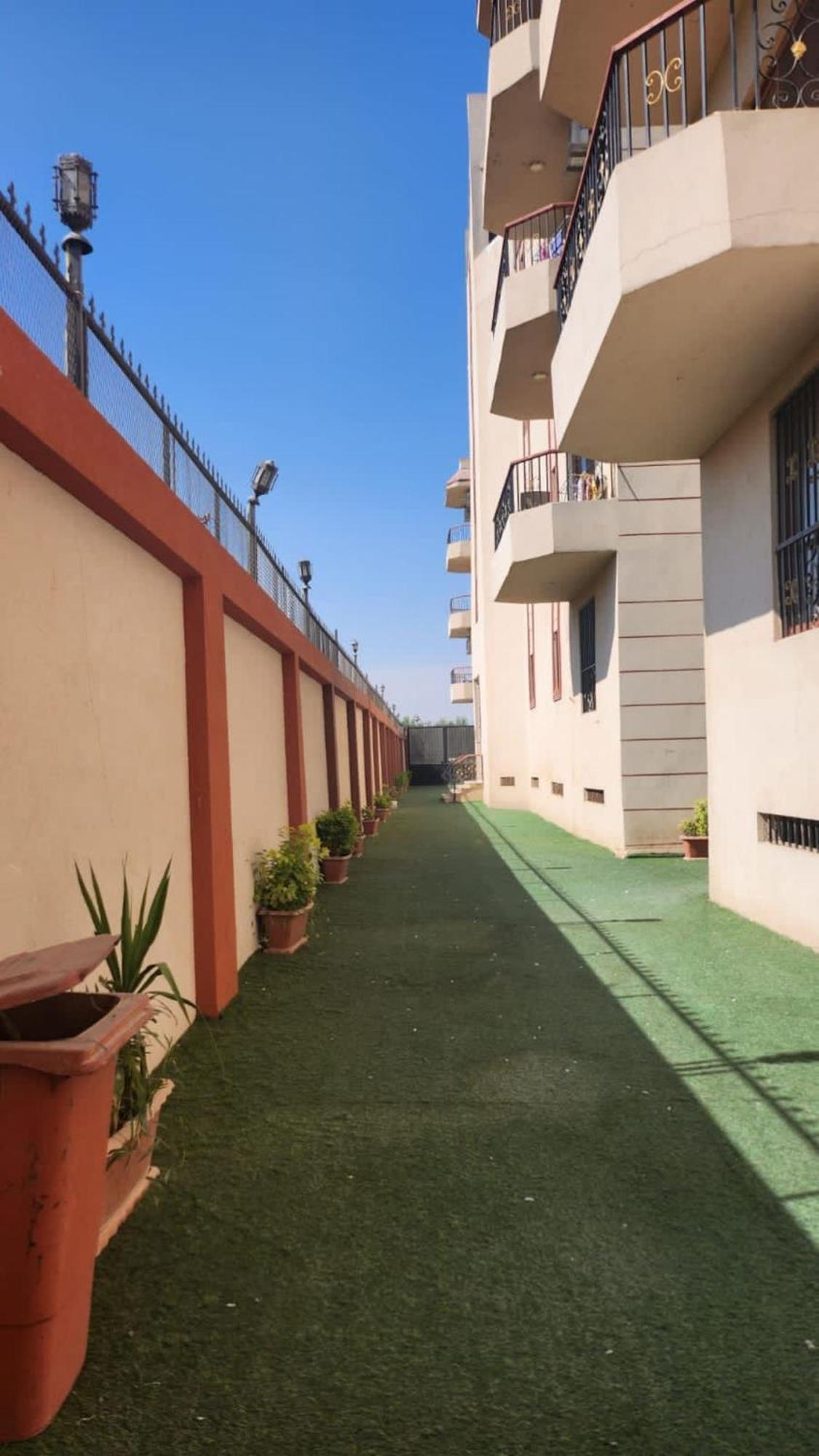 Wa Set Luxor Apartment Exterior foto